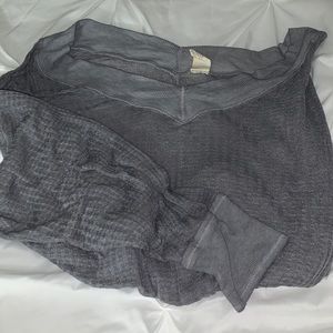 Grey pattern light long sleeve